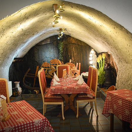 Logis Hotel Restaurant La Petite Auberge Alsace Ле-Овальд Экстерьер фото