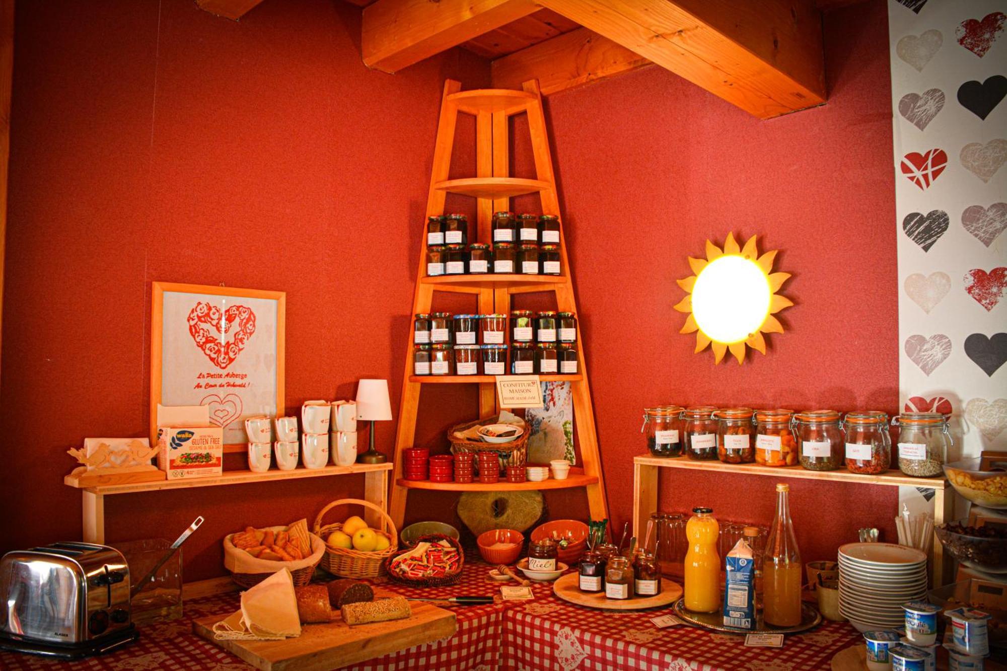 Logis Hotel Restaurant La Petite Auberge Alsace Ле-Овальд Экстерьер фото
