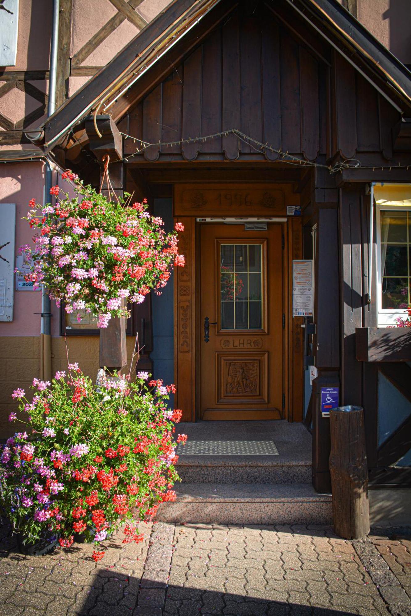 Logis Hotel Restaurant La Petite Auberge Alsace Ле-Овальд Экстерьер фото